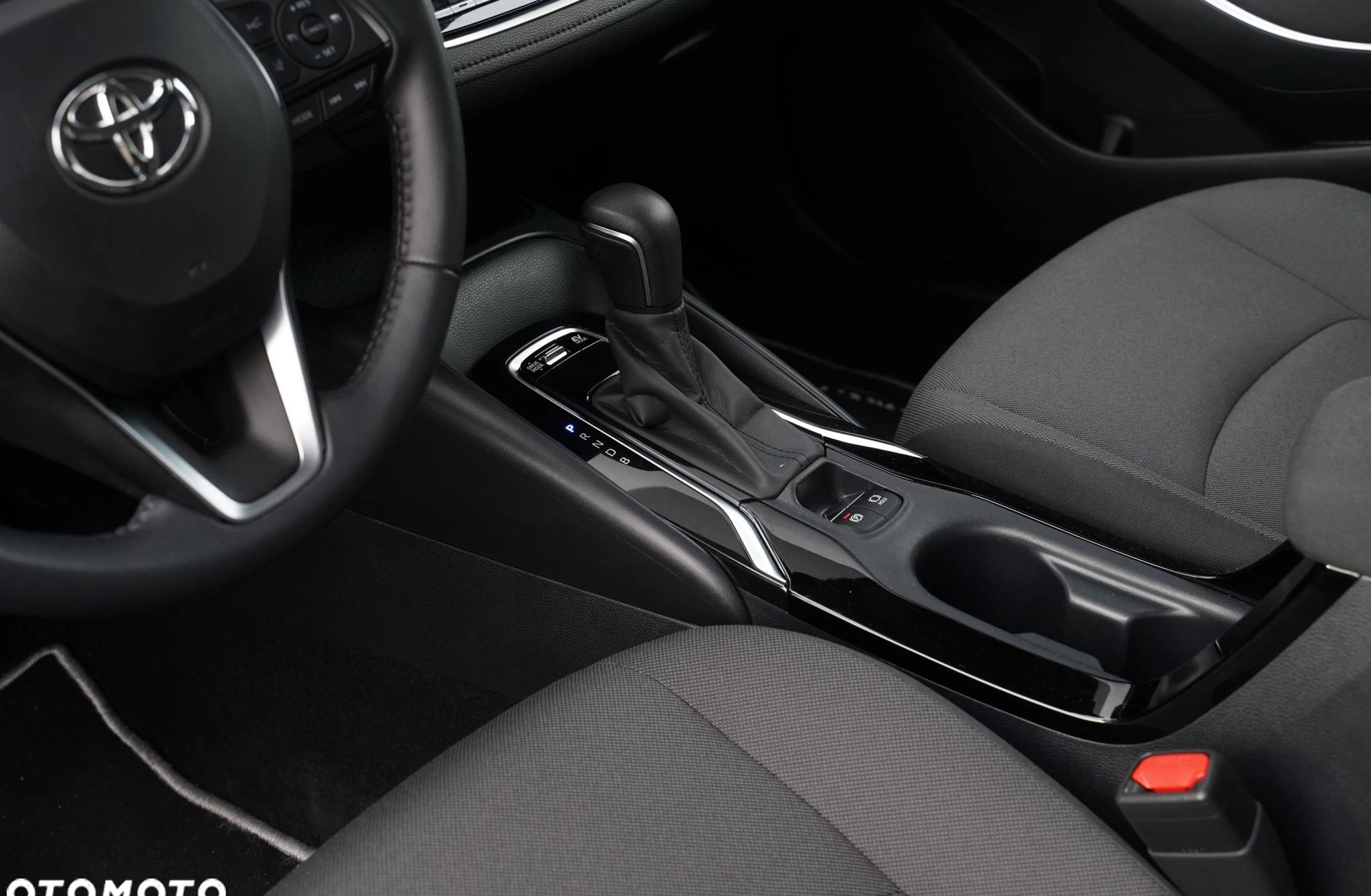 Toyota Corolla cena 124356 przebieg: 1, rok produkcji 2024 z Gąbin małe 301